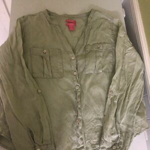 Isaac Mizrahi Light Green Linen Button-Up Blouse